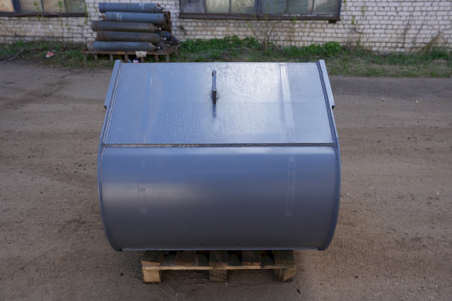 Ковш общего назначения UMG A4-GP-0.9-31 для экскаватора
